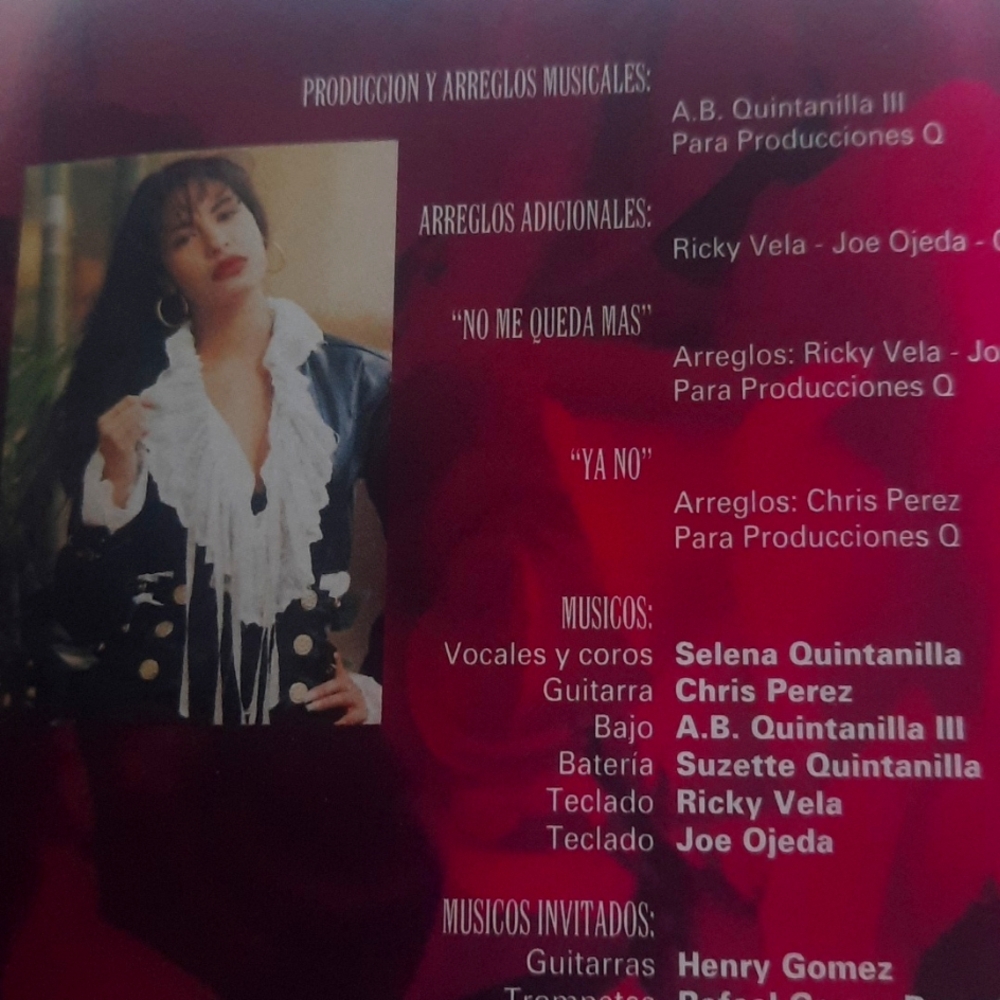 Selena CD - Picture 7 of 7